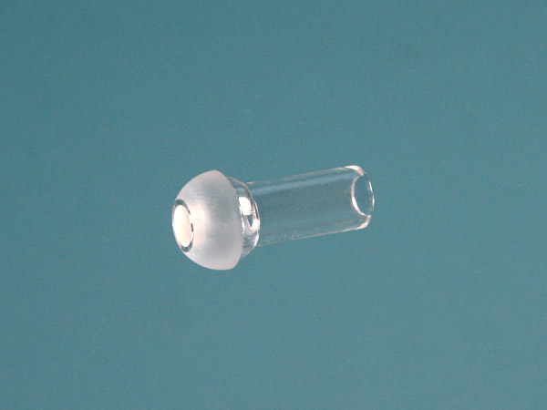 Spherical joint ball adapter made of quartz