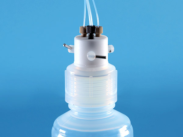  3-port distributor for bottles with GL45 thread